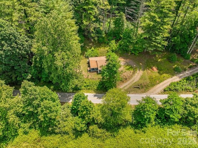 1280 Old Mine Fork Road, Burnsville, NC 28714