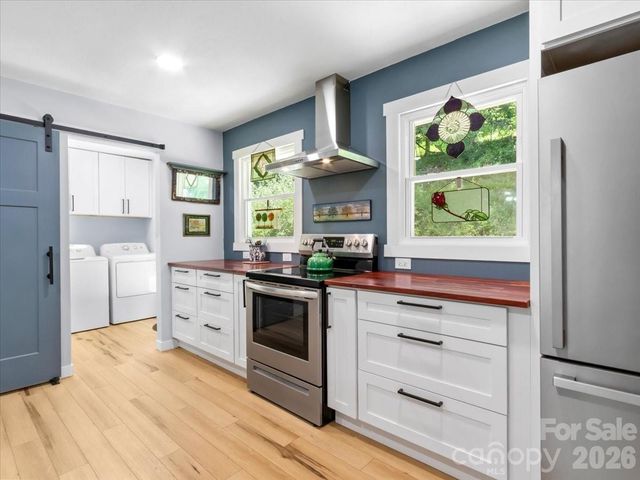 1280 Old Mine Fork Road, Burnsville, NC 28714