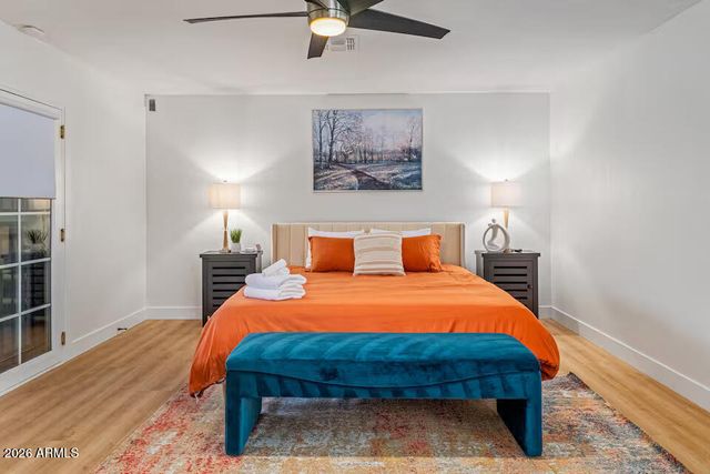 4537 E LE MARCHE Avenue, Phoenix, AZ 85032