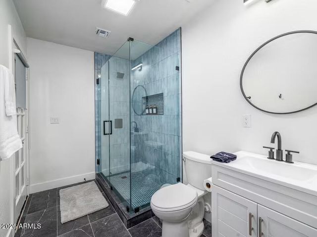 4537 E LE MARCHE Avenue, Phoenix, AZ 85032