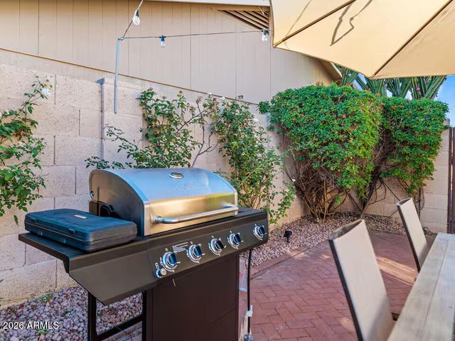 4537 E LE MARCHE Avenue, Phoenix, AZ 85032