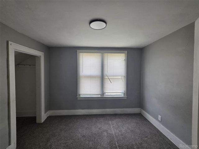 17130 Mackay Street, Detroit, MI 48212