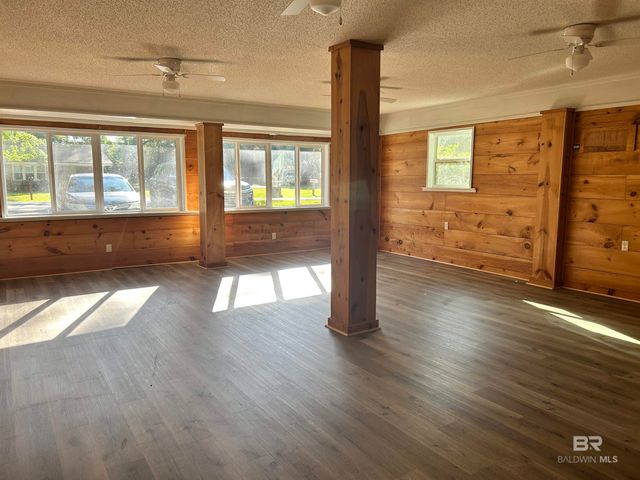 1906 Elaine Avenue, Bay Minette, AL 36507