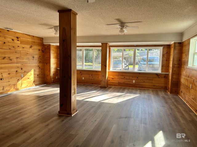 1906 Elaine Avenue, Bay Minette, AL 36507