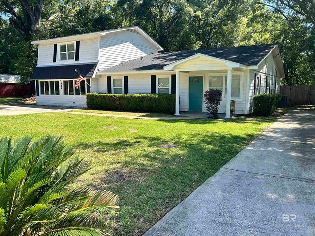 1906 Elaine Avenue, Bay Minette, AL 36507