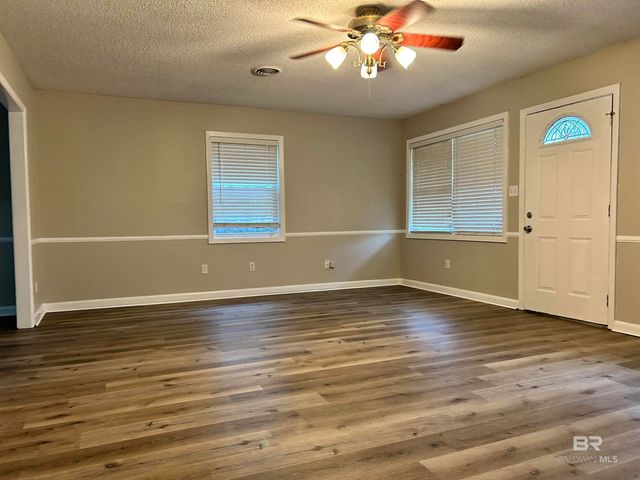 1906 Elaine Avenue, Bay Minette, AL 36507