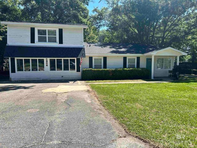 1906 Elaine Avenue, Bay Minette, AL 36507