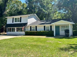 1906 Elaine Avenue, Bay Minette, AL 36507