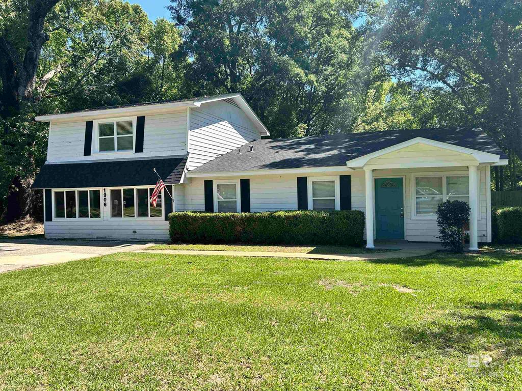 1906 Elaine Avenue, Bay Minette, AL 36507
