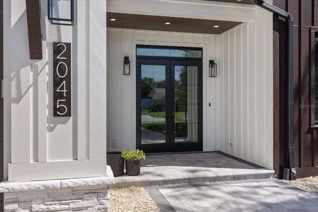 2045 GOLDENROD STREET, Sarasota, FL 34239