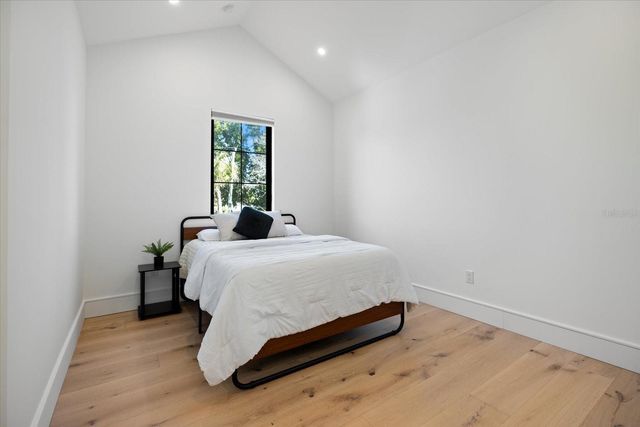 2045 GOLDENROD STREET, Sarasota, FL 34239