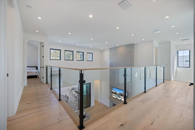 2045 GOLDENROD STREET, Sarasota, FL 34239