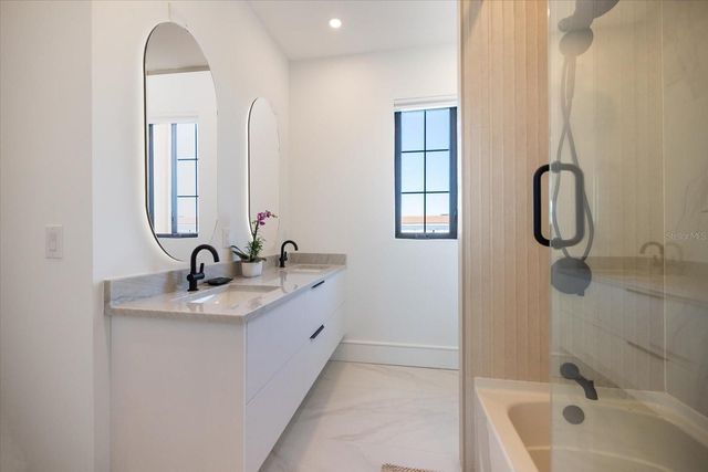 2045 GOLDENROD STREET, Sarasota, FL 34239