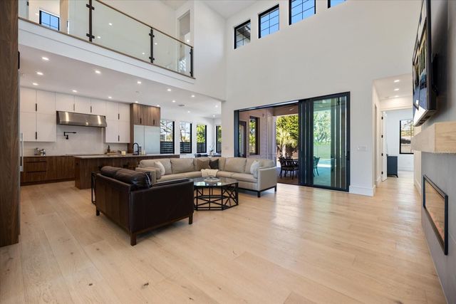 2045 GOLDENROD STREET, Sarasota, FL 34239