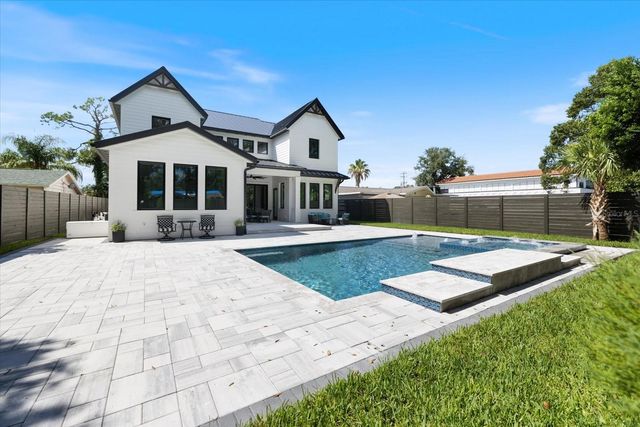 2045 GOLDENROD STREET, Sarasota, FL 34239