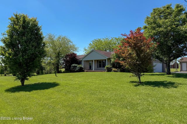 25 Valleyview Dr, Fisherville, KY 40023