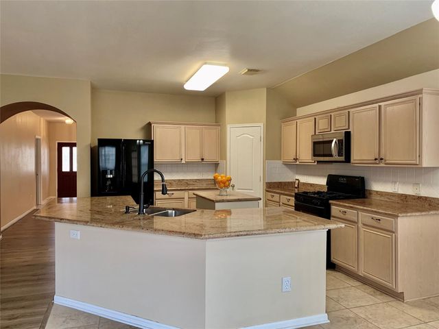 3815 Beacons View Lane, Friendswood, TX 77546