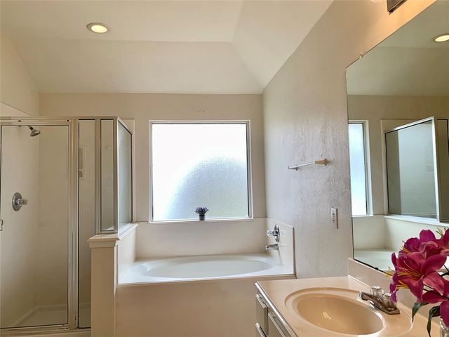 3815 Beacons View Lane, Friendswood, TX 77546