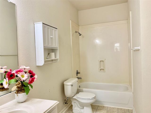 3815 Beacons View Lane, Friendswood, TX 77546