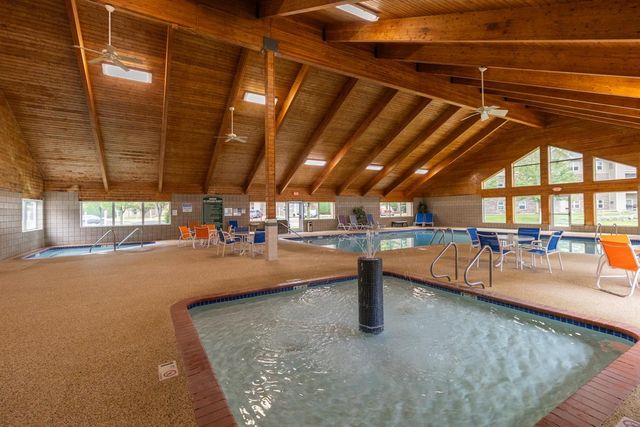 1341 Lake Drive W B113, Chanhassen, MN 55317