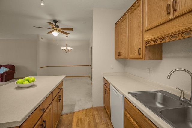 1341 Lake Drive W B113, Chanhassen, MN 55317