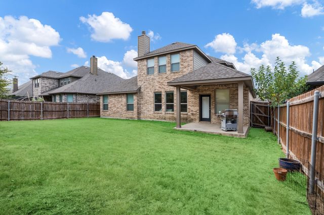 329 Strait Lane, Waxahachie, TX 75165