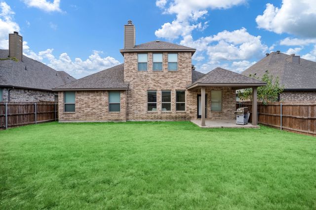 329 Strait Lane, Waxahachie, TX 75165