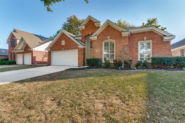 2821 Cheshire Way, Grand Prairie, TX 75052