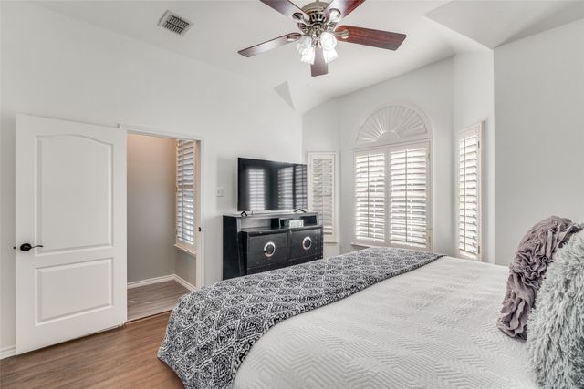 2821 Cheshire Way, Grand Prairie, TX 75052