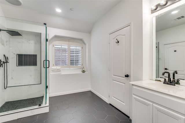 2821 Cheshire Way, Grand Prairie, TX 75052