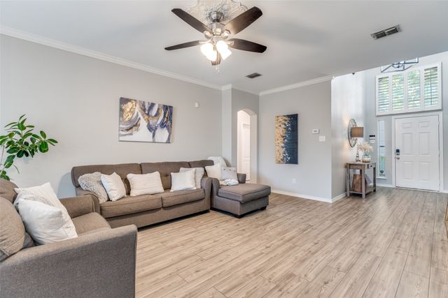 2821 Cheshire Way, Grand Prairie, TX 75052