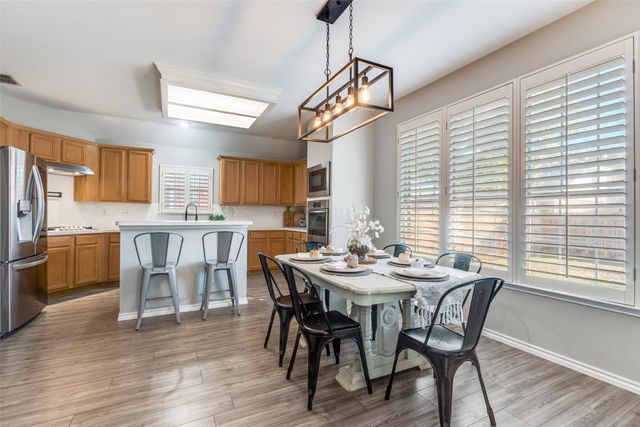 2821 Cheshire Way, Grand Prairie, TX 75052