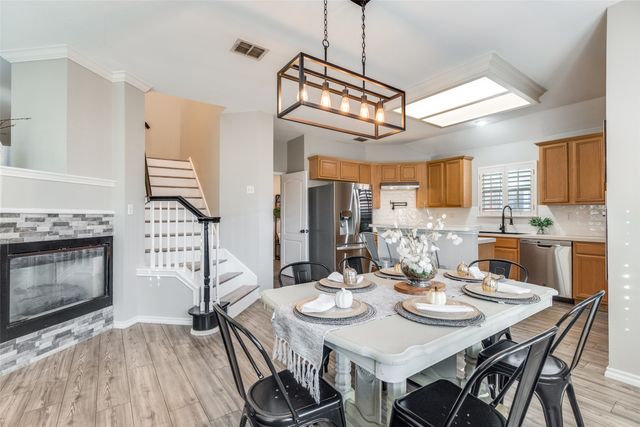 2821 Cheshire Way, Grand Prairie, TX 75052