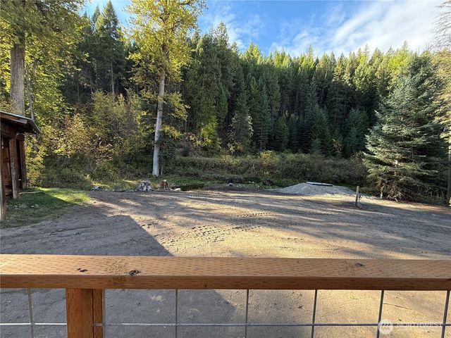 160 St Peter's Creek Road, Malo, WA 99150