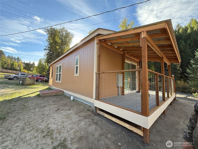 160 St Peter's Creek Road, Malo, WA 99150