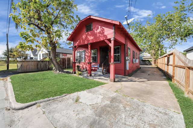 919 E 32nd Street, Houston, TX 77022