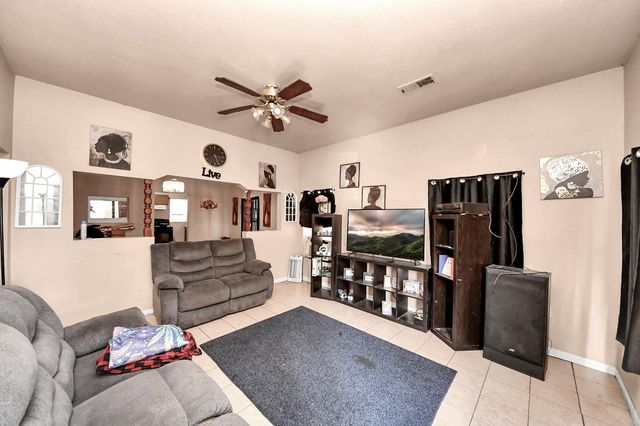 919 E 32nd Street, Houston, TX 77022