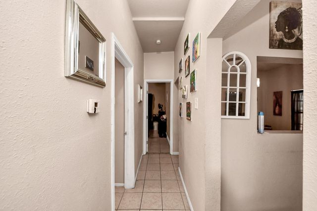 919 E 32nd Street, Houston, TX 77022