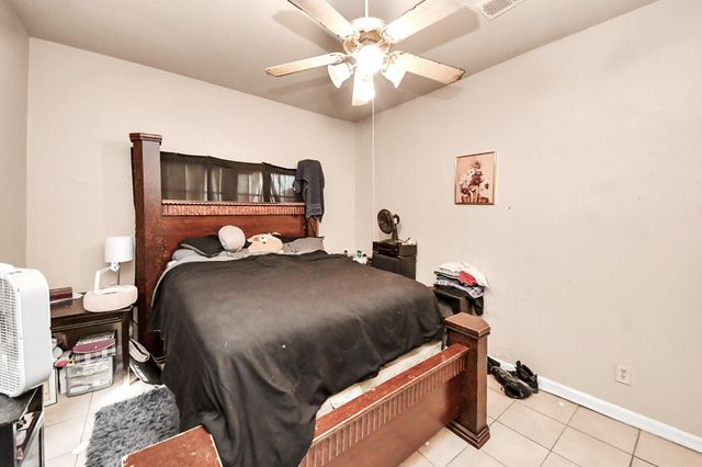919 E 32nd Street, Houston, TX 77022
