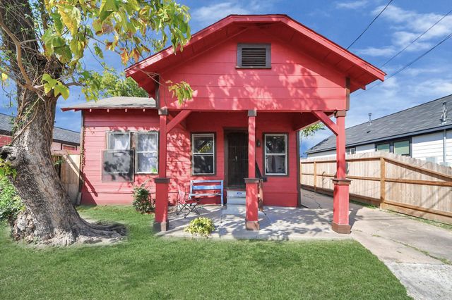 919 E 32nd Street, Houston, TX 77022