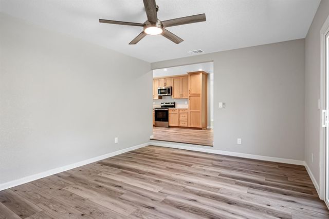 3261 Laurelhurst Dr, Rancho Cordova, CA 95670