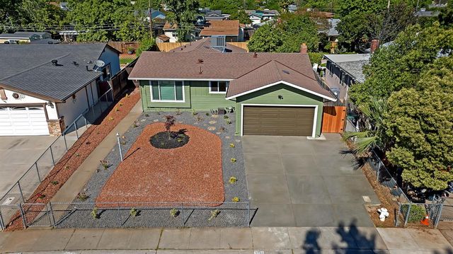 3261 Laurelhurst Dr, Rancho Cordova, CA 95670