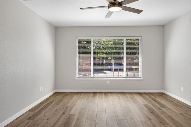 3261 Laurelhurst Dr, Rancho Cordova, CA 95670