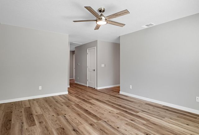 3261 Laurelhurst Dr, Rancho Cordova, CA 95670