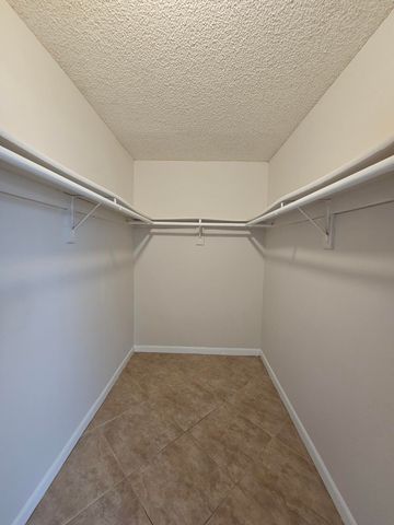 1820 N Congress Avenue 210, West Palm Beach, FL 33401