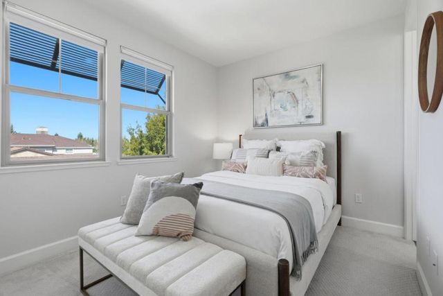 605 Cinnamon Circle, Mountain View, CA 94043