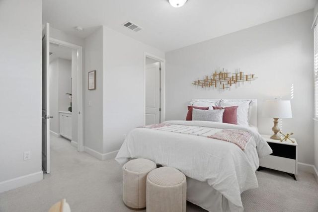 605 Cinnamon Circle, Mountain View, CA 94043