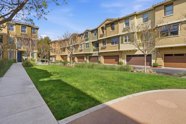 605 Cinnamon Circle, Mountain View, CA 94043