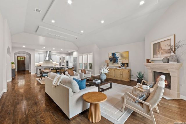 612 Ogden, San Antonio, TX 78209