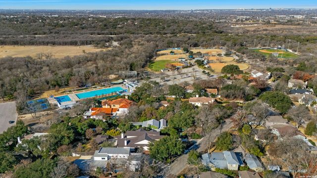 612 Ogden, San Antonio, TX 78209